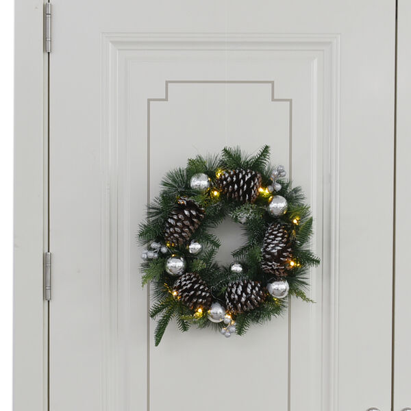 Weihnachtskranz mit silberner Kugel/ Obst/ Tannenzapfen und LED Lichterkette, Durchmesser 45 cm, 2xAA Batterie (nicht inkl.) image number 1
