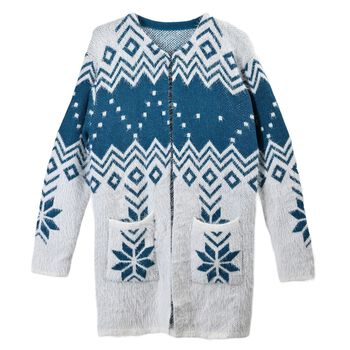 Kuscheliger Winter-Cardigan mit 2 Taschen, Einheitsgr&ouml;&szlig;e, blaues Schneeflockenmuster