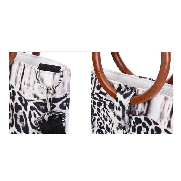 Handtasche mit Holzgriffen und Leopardenmuster, Schwarz und wei&szlig; image number 2