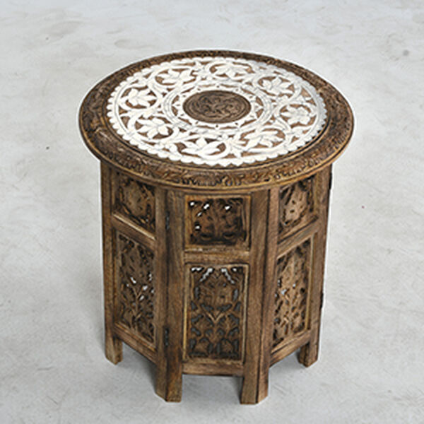 NAKKASHI - Handgefertigter Couchtisch aus Mangoholz mit Metallprägung, Burn-Finish und kunstvoller Schnitzerei, ca. 45x45x45cm, Natur