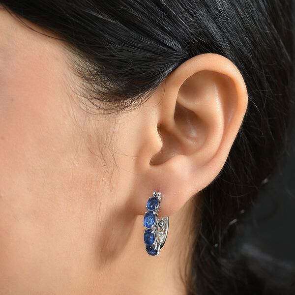 Ceylon Blau Quarz Triplette Ohrringe Messing ca. 4.61 ct image number 3