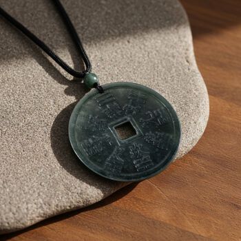 Nat&uuml;rlicher Olmek Jadeit Geldm&uuml;nze begehrt Halskette Flexibles ( 71 cm) ca. 60.00 ct