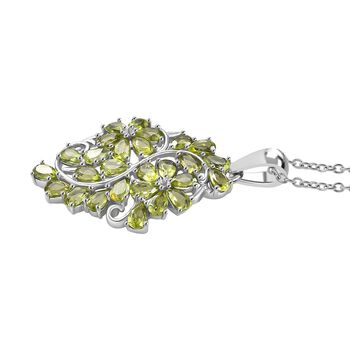Peridot Anh&auml;nger mit 50cm Kette - 6,21 ct.