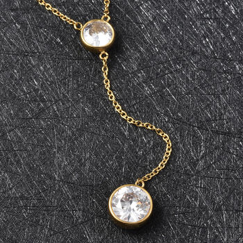 Wei&szlig;e Kristall-Halskette