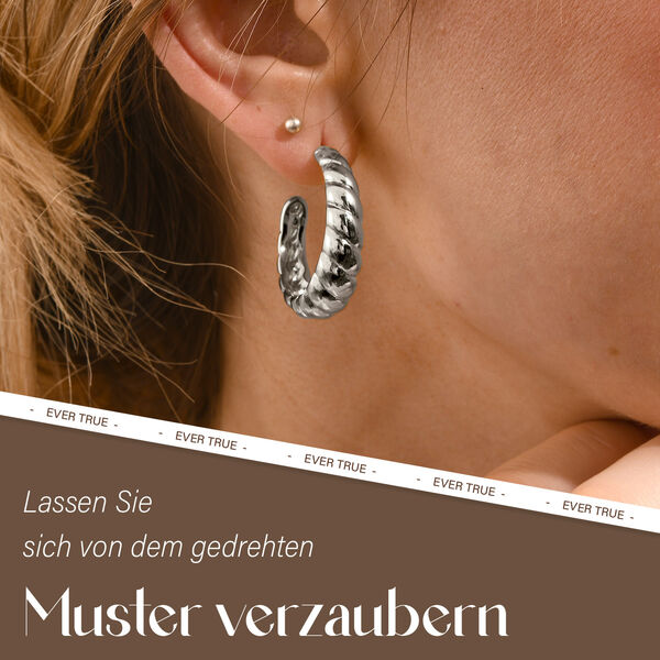 EVER TRUE Designer inspirierter gedrehter 19cm Armreif und Creolen in Silberton image number 3