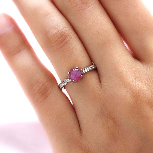 Sternrubin und wei&szlig;er Zirkon-Ring, 925 Silber platiniert  ca. 1,41 ct image number 3