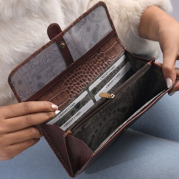 Echtleder Portemonnaie mit Krokoprägung und RFID-Schutz, 19,5x11,45 cm, braun image number 5