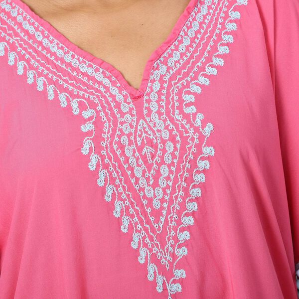 T-Shirt mit Stickerei, Einheitsgr&ouml;&szlig;e, Rosa image number 4