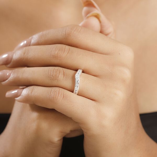 LUSTRO STELLA Weißer Zirkonia-Ring image number 3