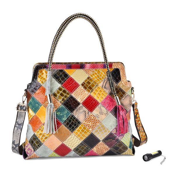 Chaos by Elsie Echtleder Crossbody Tasche mit RFID-Schutz und Mini-Taschenlampe und LA MAREY Schal aus 100% Maulbeerseide image number 2