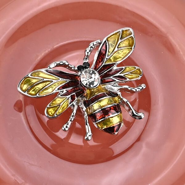 LIVMORE - Duftkerze im Glas mit Bienenmotiv, Oudh und Sandelholz, 120 g, Karamell image number 5