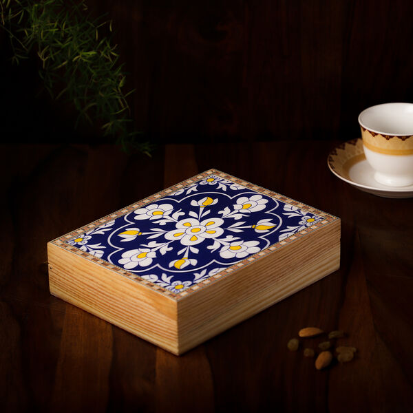 Handbemalte Aufbewahrungsbox aus Kiefernholz, 22x16x5 cm, Blumenmuster, Blau image number 2