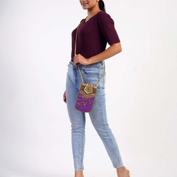 Bestickte Crossbody-Handytasche, Größe 8,5x5,25 cm, Lila image number 1