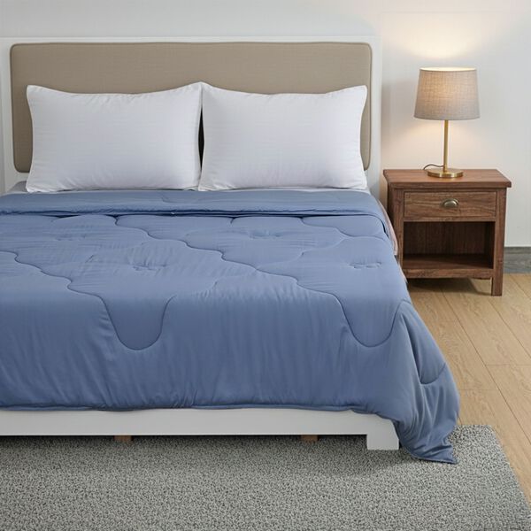 Winterbettdecke aus Bambusfaser mit eleganter Steppung und 100% Seidenfüllung, Blau image number 3