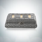 Handgefertigte Aufbewahrungsbox aus Teakholz mit Aluminiumfinish, Antik-Stil, Silber image number 1