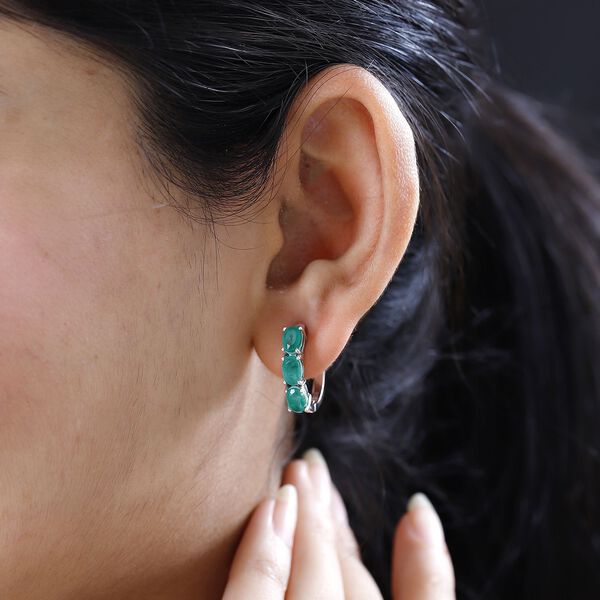 Smaragd Quarz Triplett Huggie Ohrringe image number 2