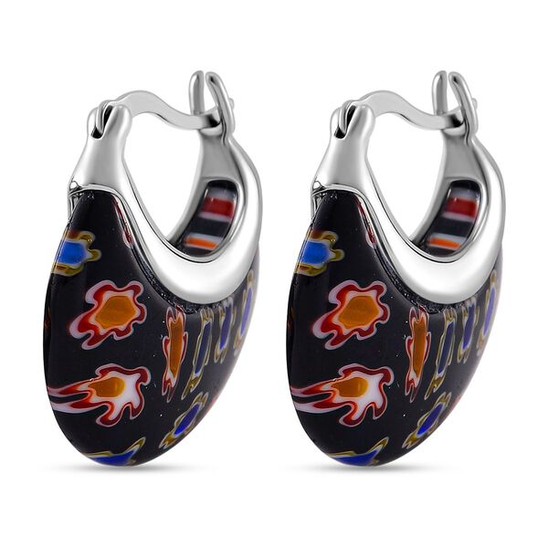 Schwarze Huggie-Ohrringe im Murano-Stil image number 7