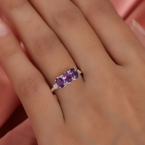 Afrikanischer Amethyst und Diamant 3 Stein Ring 925 Silber  ca. 1,28 ct image number 3