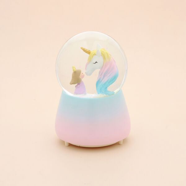 Schneekugel Musik und Licht, 15x10 cm, Mädchen und Einhorn image number 6