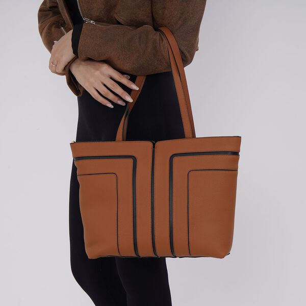 lifestyle-Color:Brown with black size/Profile: Tote bag:wall(exterior);Genuine Leather. Lining(interior):polyester  Pockets(exterior):zipped-1;(interior):Zipped-2 slip-1.Measurement(cm):  L:32*W12*H28cm.Hand strap 27cm Closure Type:zipped.zipped type: Met image number 2