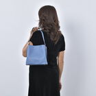 Crossbody Tasche aus Kunstleder mit abnehmbarem Riemen, Größe 24x11x22 cm, Blau image number 2