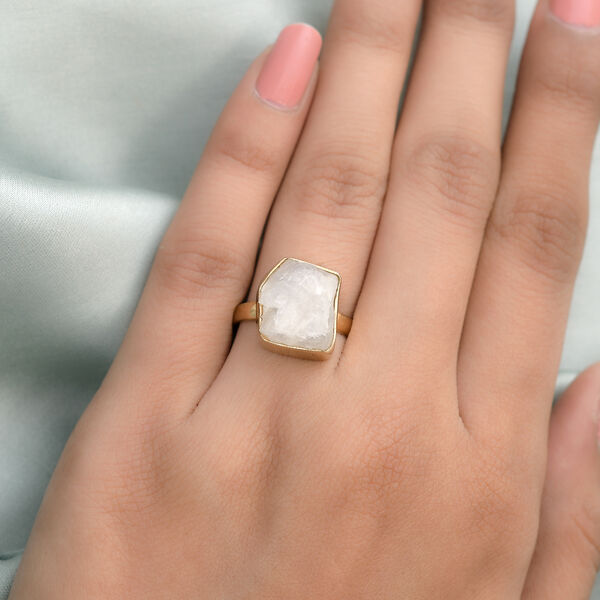 Handgearbeiteter Regenbogen Mondstein-Ring, 925 Silber vergoldet  ca. 8,00 ct image number 3