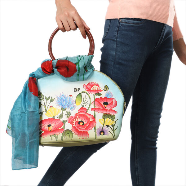 SUKRITI, Handbemalte 100 % Leder Tasche mit Maulbeerseiden Schal, Blumenmuster, Himmelblau image number 2