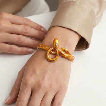 Gelbgold emaillierter wei&szlig;er Kristall-Armreif, 18cm