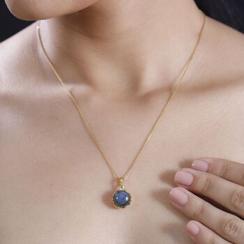 Labradorit und Zirkon Anh&auml;nger - 6,10 ct.