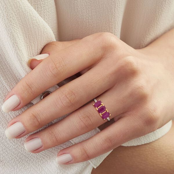 AAA Burma Rubin und Diamant Ring in 375 Gold - 3,44 ct. image number 2