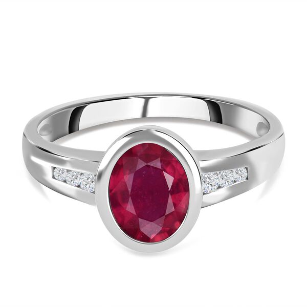 Afrikanischer Rubin und Zirkon-Ring - 1,97 ct.