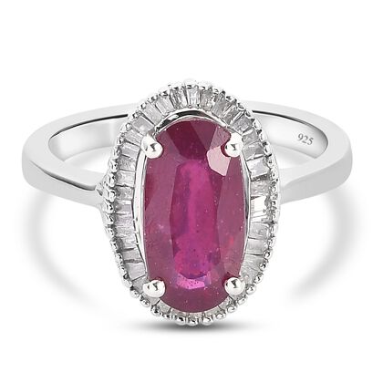 Afrikanischer Rubin (Fissure gefüllt) und Diamant Halo Ring 925 Silber platiniert (Größe 17.00) ca. 3,56 ct