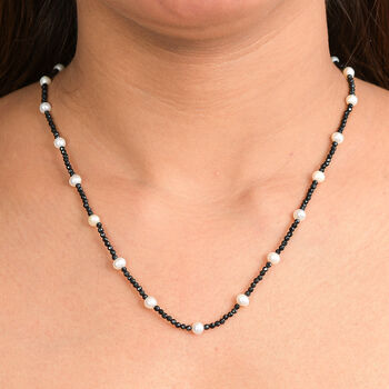 Schwarze Spinell und S&uuml;&szlig;wasserperle 60+5cm Halskette