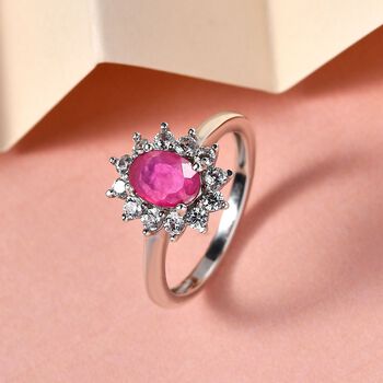 Afrikanischer Rubin und Zirkon-Ring - 1,55 ct.