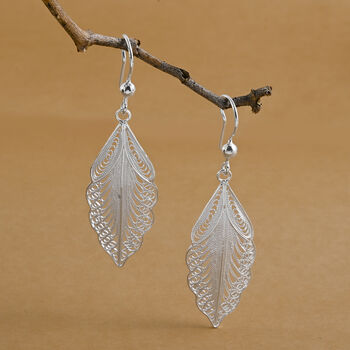 D'Joy Royal Bali- Tarakashi Ohrringe mit Blattmotiv