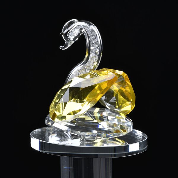 Dekorative Kristallglas-Schwanfigur auf ovalem St&auml;nder, Gr&ouml;&szlig;e 11.5x11.5x8cm, gelb image number 2