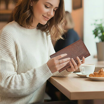 "RfidProtected 100% Lizard Print Embossed Genuine Leather Women's Wallet Color : Brown Size:7.25x4 INCH "