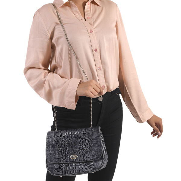 Umh&auml;ngetasche aus echtem Leder mit Kroko-Pr&auml;gung und Kettenriemen, Schwarz&nbsp; image number 2