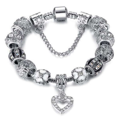 Designer-inspiriertes Charm-Armband - Mehrfach-Glassteine mit AB-wei&szlig;en Kristallsteinen, Messing rhodiniert, 19 cm