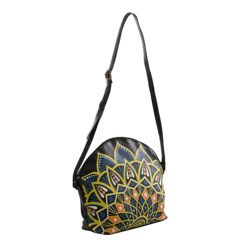 SUKRITI Handbemalte Crossbody Tasche aus echtem Leder, Größe: 30x10x28 image number 1