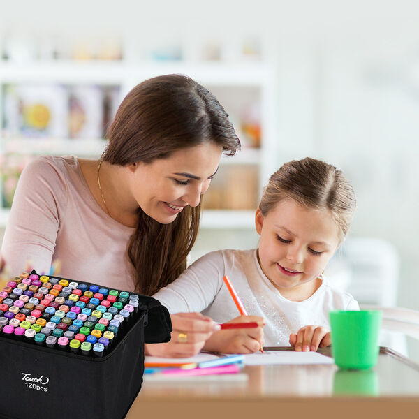 Set aus 120 Dual Markern mit Aufbewahrungsetui. image number 2