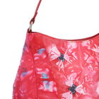 SUKRITI: Handbemalte Hobo-Tasche aus 100% Leder, Tie-Dye Druck, Rot  image number 6