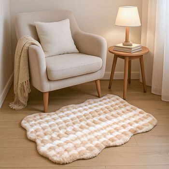 LIVMORE Kunstfell-Teppich in Wellenform mit feiner 3D-Struktur, 100x180cm, Vanille