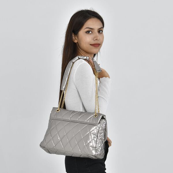 Stilvolle, gesteppte Crossbody-Tasche mit RFID Schutz, 32x23x10cm, beige image number 2