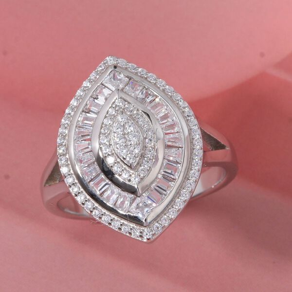 LUSTRO STELLA wei&szlig;er Zirkonia Cluster Halo Ring image number 1