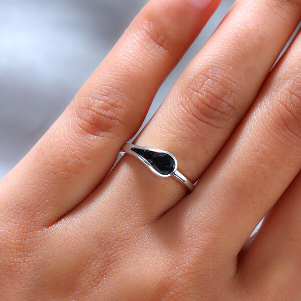Schwarzer Spinell-Ring, 925 Silber  ca. 0,88 ct image number 3