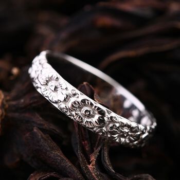 Royal Bali Kollektion - Ring mit floralen Motiven