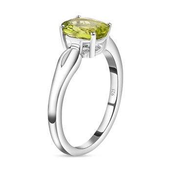 Nat&uuml;rlicher Peridot-Ring, 925 Silber platiniert  ca. 1,25 ct