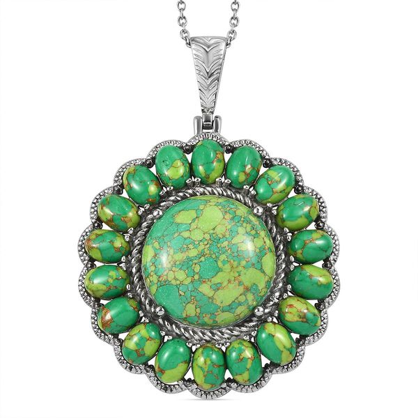 Gr&uuml;ner T&uuml;rkis Anh&auml;nger mit 50cm Kette - 32,83 ct.