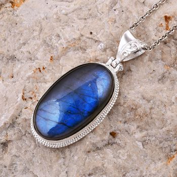 AAA Labradorit Anh&auml;nger - 39 ct.